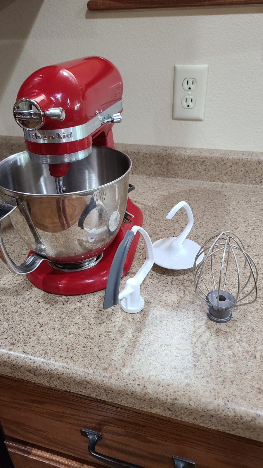 kitchenaid artisan 3.5 quart stand mixer